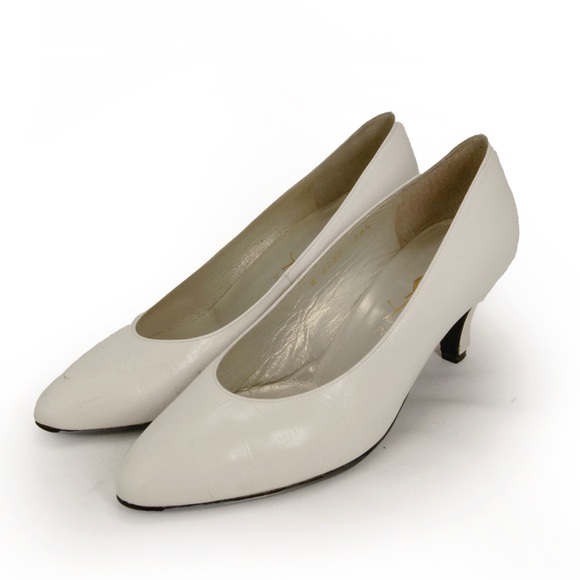 Yves Saint Laurent Shoes - Vintage Yves Saint Laurent YSL White Leather Pumps Heels